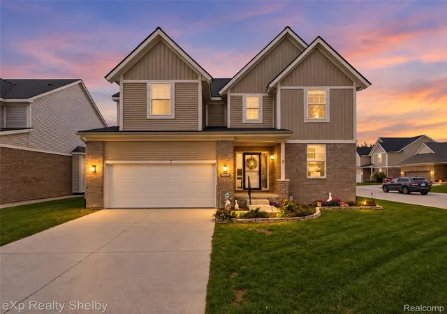 Photo 1 of Single family home for sale at 47375 Bayside Cir E, Chesterfield, MI 48047 | MLS# 20261079594 | Listing updated on 2026-10-28