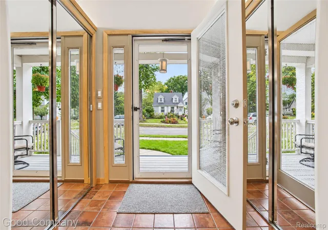 Photo 3 of Single family home for sale at 3113 Gardner Ave, Berkley, MI 48072 | MLS# 20261079645 | Listing updated on 2026-10-06