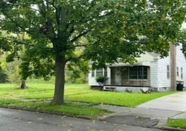 Photo 2 of Single family home for sale at 15747 Pierson St, Detroit, MI 48223 | MLS# 81026052436 | Listing updated on 2026-10-09