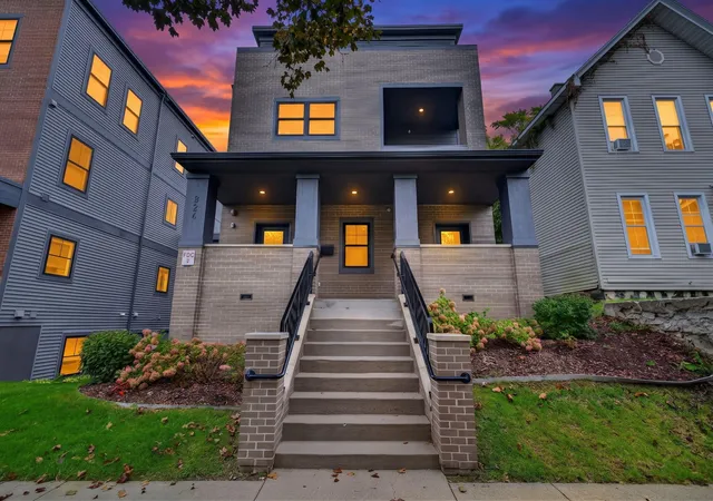 Photo 1 of Condo for sale at 826 Fairview Ave Ne #3, Grand Rapids, MI 49503 | MLS# 65026052444 | Listing updated on 2026-10-13