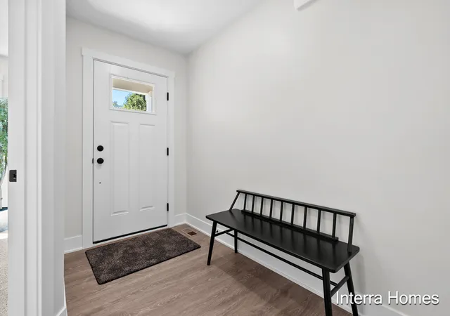 Photo 2 of Condo for sale at 329 Round Hl Rd, Kalamazoo, MI 49009 | MLS# 66026052446 | Listing updated on 2026-10-12
