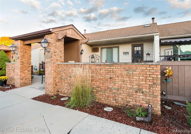 Photo 3 of Condo for sale at 25106 Jefferson Ct #4, South Lyon, MI 48178 | MLS# 20261079703 | Listing updated on 2026-10-06