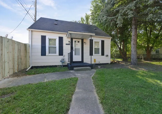 Photo 1 of Sale Pending at 15222 Sumner, Redford, MI 48239 | MLS# 81026052450 | Listing updated on 2026-10-06