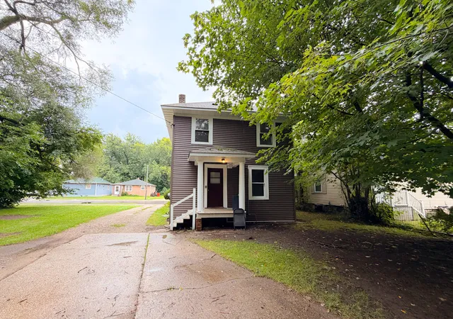 Photo 24 of Single family home for sale at 781 E High St, Benton Harbor, MI 49022 | MLS# 69026052449 | Listing updated on 2026-10-22