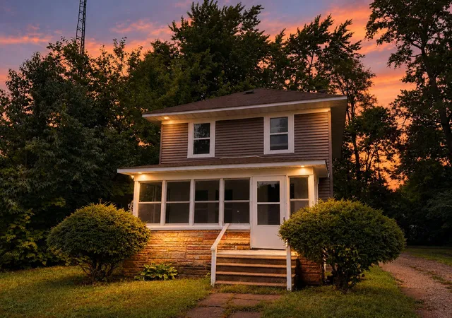 Photo 2 of Single family home for sale at 781 E High St, Benton Harbor, MI 49022 | MLS# 69026052449 | Listing updated on 2026-10-22