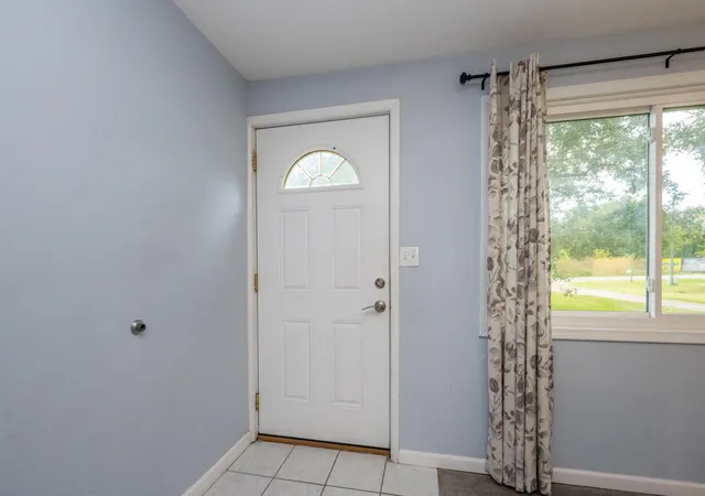 Photo 2 of Single family home for sale at 4459 Red Arrow Hwy, Benton Harbor, MI 49022 | MLS# 69026052456 | Listing updated on 2026-10-09