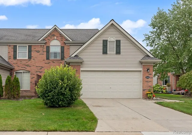 Photo 1 of Condo for sale at 3845 Knightbridge Cir #46, Sterling Heights, MI 48314 | MLS# 20261079762 | Listing updated on 2026-10-11