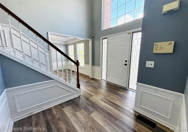 Photo 3 of Single family home for sale at 48867 Greenwich Cir, Canton, MI 48188 | MLS# 20261079771 | Listing updated on 2026-10-18