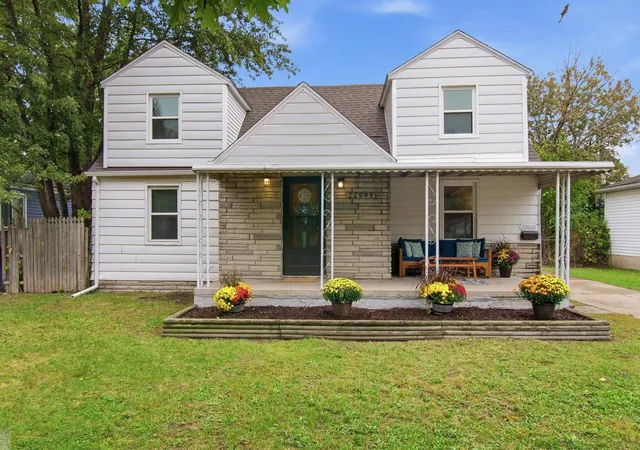 Photo 1 of Single family home for sale at 22600 Oaklane St, Warren, MI 48089 | MLS# 58050223646 | Listing updated on 2026-10-09