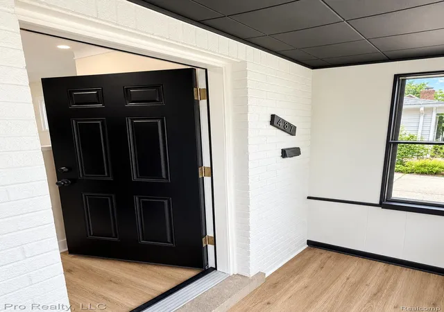 Photo 2 of Single family home for sale at 437 W Meyers Ave, Hazel Park, MI 48030 | MLS# 20261079789 | Listing updated on 2026-10-08