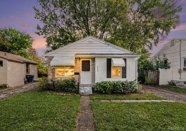 Photo 1 of Single family home for sale at 4409 Cuthbertson St, Flint, MI 48507 | MLS# 20261079792 | Listing updated on 2026-10-29