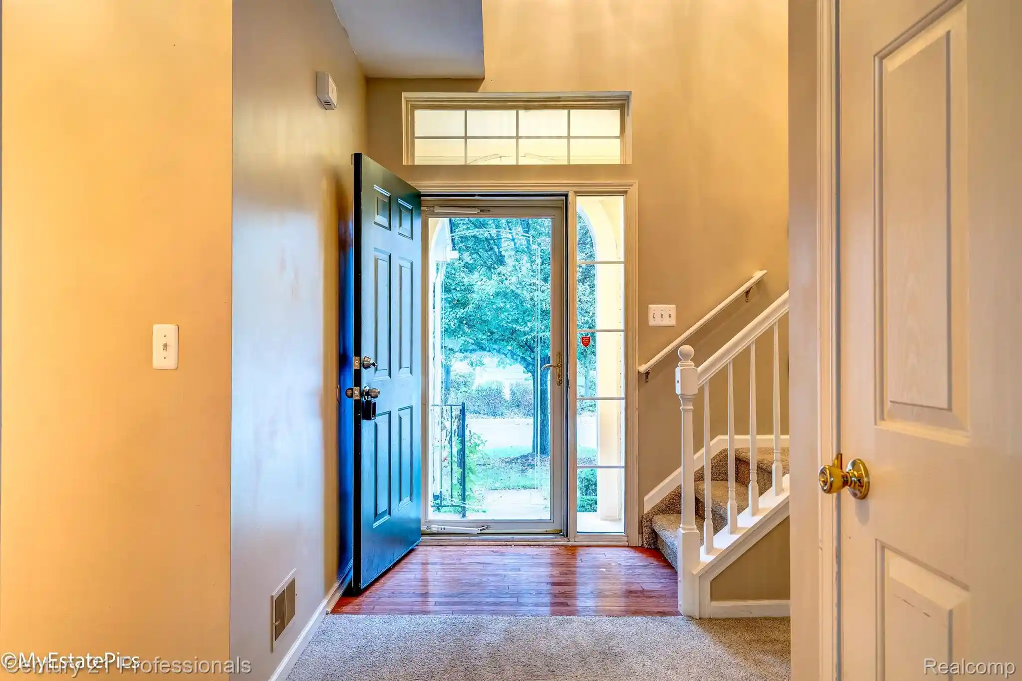 Listing Photo 2 - Condo for sale in 2195 Preserve Cir E located at 2195 Preserve Cir E, Wayne, MI 48188 - Unit #97
