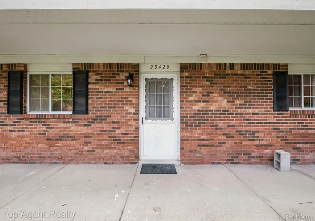 Photo 2 of Condo for sale at 23420 Middlebelt Rd, Farmington Hills, MI 48336 | MLS# 20261079838 | Listing updated on 2026-10-06
