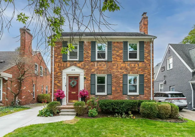 Photo 2 of Single family home for sale at 409 Madison St, Grosse Pointe Farms, MI 48236 | MLS# 58050223680 | Listing updated on 2026-10-07