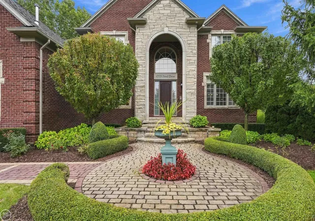 Photo 3 of Mansion for sale at 62578 Pond Dr, Washington, MI 48094 | MLS# 58050223683 | Listing updated on 2026-10-20
