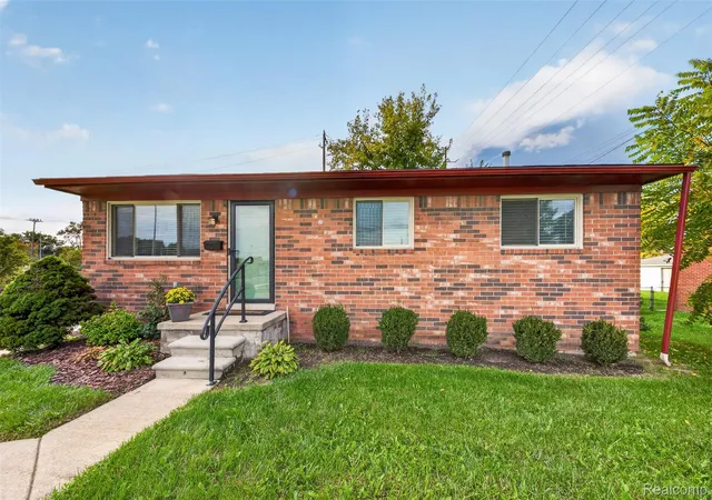 Photo 1 of Single family home for sale at 13901 Centralia, Redford, MI 48239 | MLS# 20261079869 | Listing updated on 2026-10-09