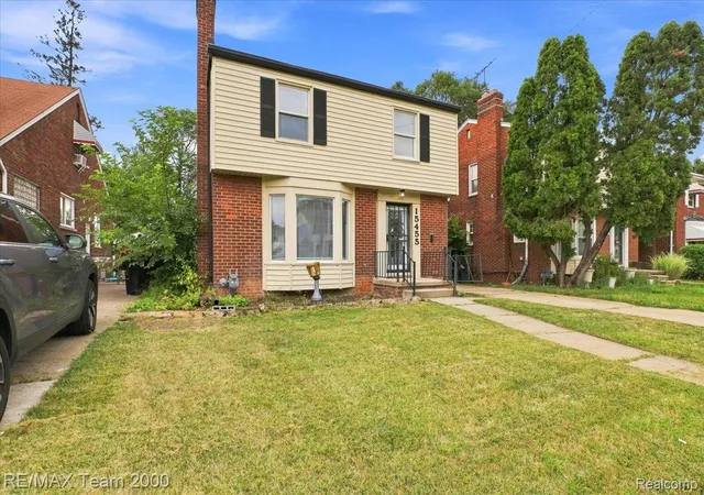 Photo 2 of Single family home for sale at 15455 Mapleridge St, Detroit, MI 48205 | MLS# 20261079870 | Listing updated on 2026-10-04