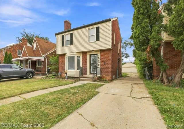 Photo 3 of Single family home for sale at 15455 Mapleridge St, Detroit, MI 48205 | MLS# 20261079870 | Listing updated on 2026-10-04