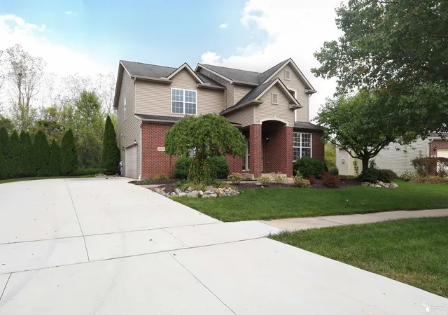 Photo 1 of Sale Pending at 31023 Settlers Way Dr, Flat Rock, MI 48134 | MLS# 57050223691 | Listing updated on 2026-10-14