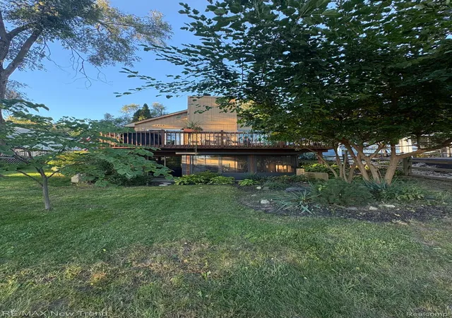 Single family home for sale at 2475 Jackson Blvd, Highland, MI 48356 | MLS# 20261079879