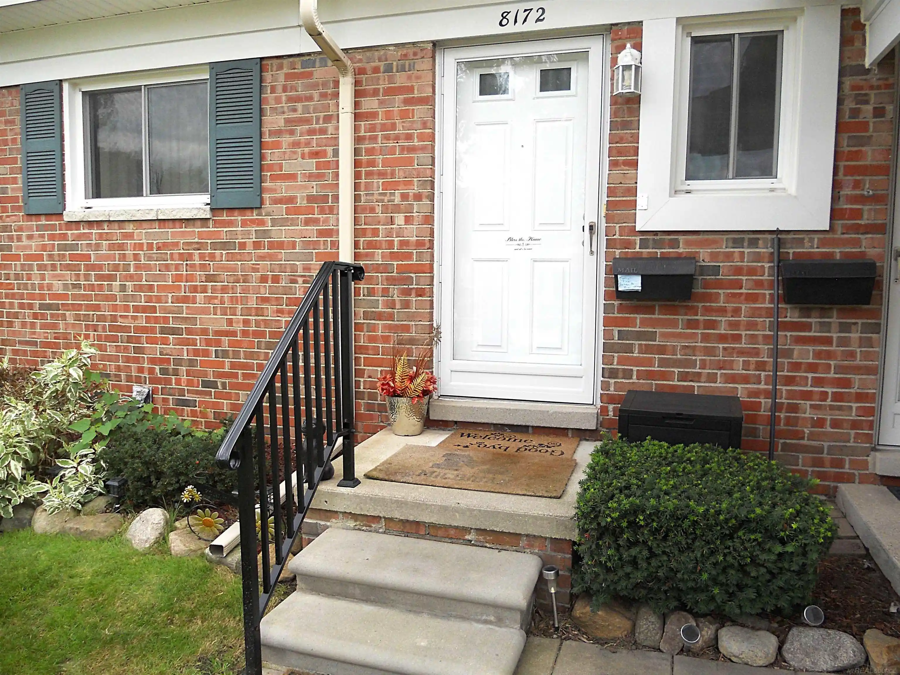 Listing Photo 24 - Condo for sale in 8172 Farnum Ave located at 8172 Farnum Ave, Warren, MI 48093 - Unit 8172 Farnum Ave