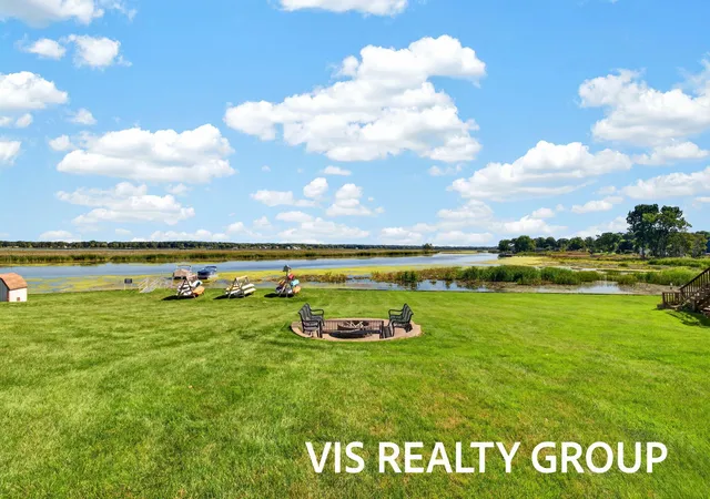 Photo 3 of Condo for sale at 551 Gidley Cir #L, Grand Haven, MI 49417 | MLS# 71026052593 | Listing updated on 2026-10-09