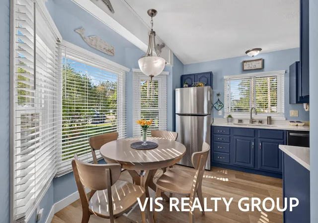 Listing Photo 4 - Condo for sale in building located at 551 Gidley Cir, Grand Haven, MI 49417 - Unit #L