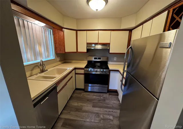 Photo 3 of Multi family home for sale at 38615 Meadowdale St, Clinton Township, MI 48036 | MLS# 20261079890 | Listing updated on 2026-10-04