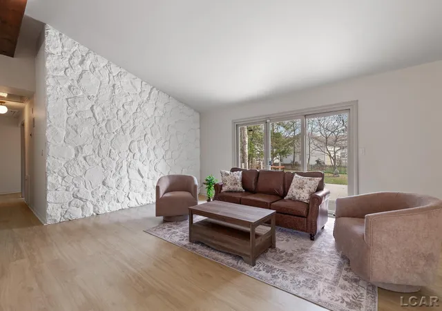 Photo 3 of Single family home for sale at 306 N Van Buren St, Tecumseh, MI 49286 | MLS# 56050223706 | Listing updated on 2026-10-19
