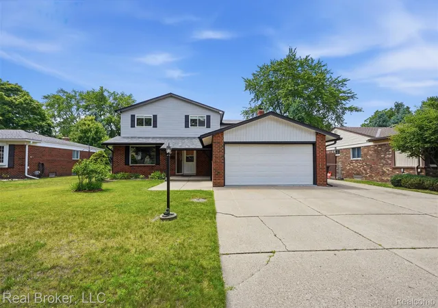 Photo 1 of Single family home for sale at 14385 Pere St, Livonia, MI 48154 | MLS# 20261079910 | Listing updated on 2026-10-10