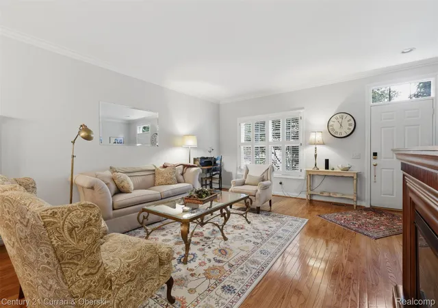 Listing Photo 5 - Condo for sale in building located at 21745 Garrison St, Dearborn, MI 48124