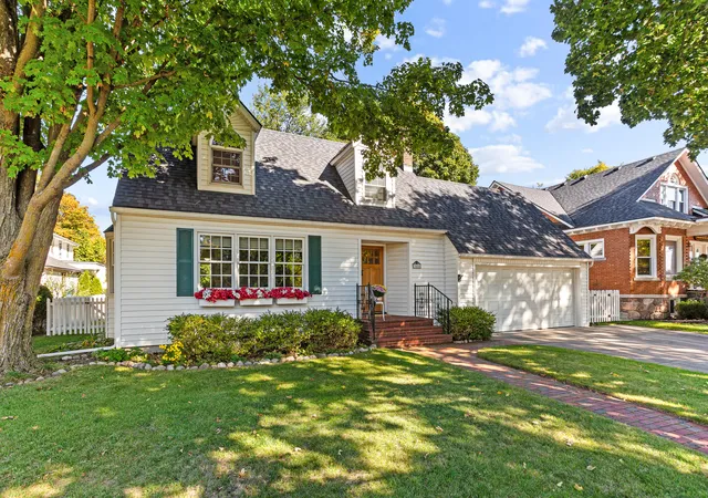 Photo 3 of Single family home for sale at 306 W Main St, Northville, MI 48167 | MLS# 81026052647 | Listing updated on 2026-10-07