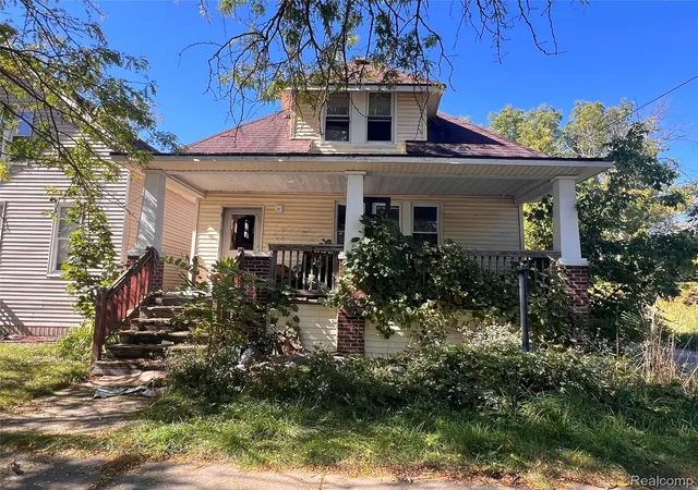 Photo 1 of Single family home for sale at 451 S 9th Street, Saginaw, MI 48601 | MLS# 20261079955 | Listing updated on 2026-10-21