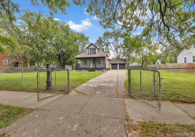 Single family home for sale at 7686 Warwick St, Detroit, MI 48228 | MLS# 20261079957