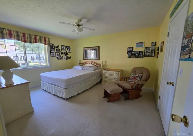 Listing Photo 2 - Condo for sale in building located at 1502 Carriage Dr, Tecumseh, MI 49286