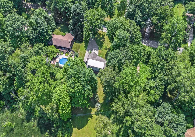 Photo 35 of Single family home for sale at 2569 Ridgewood Trl, Berrien Springs, MI 49103 | MLS# 69026052702 | Listing updated on 2026-10-07