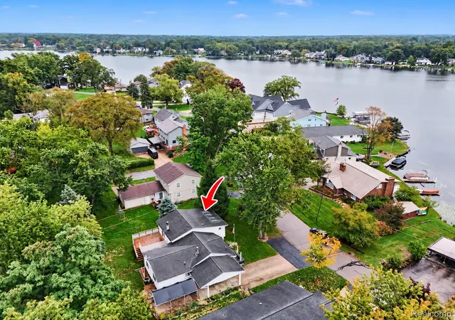 Photo 1 of Single family home for sale at 1564 Delmonte St, Wolverine Lake, MI 48390 | MLS# 20261079999 | Listing updated on 2026-10-06