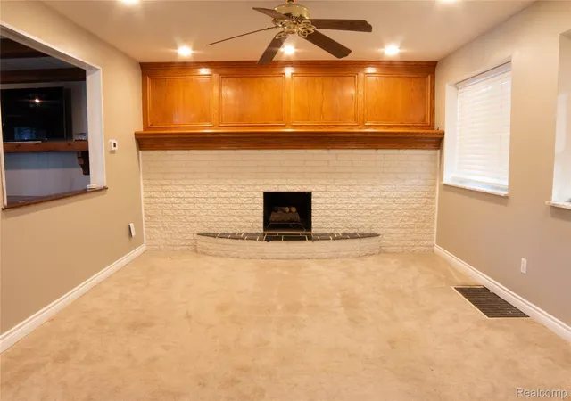Photo 3 of Single family home for sale at 21 5th Street, Mount Clemens, MI 48043 | MLS# 20261080006 | Listing updated on 2026-10-04