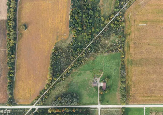 Photo 3 of Single family home for sale at 5195 Duce Rd, Kenockee, MI 48006 | MLS# 58050223753 | Listing updated on 2026-10-08
