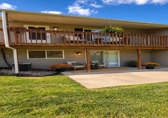 Photo 1 of Condo for sale at 9343 Parkview Cir, Grand Blanc, MI 48439 | MLS# 20261080017 | Listing updated on 2026-10-06