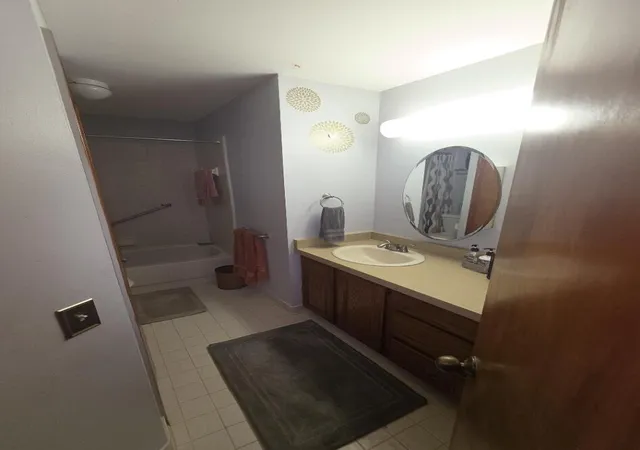 Listing Photo 5 - Condo for sale in building located at 35355 Blue Spruce Dr, Farmington, MI 48335