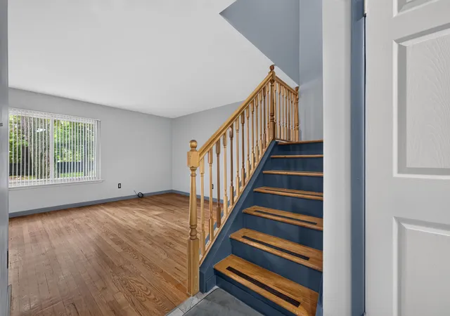 Listing Photo 4 - Condo for sale in building located at 552nd Ter Ln E, Ypsilanti, MI 48198