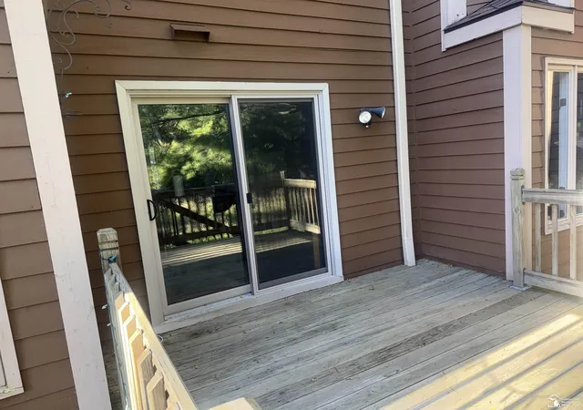 Listing Photo 4 - Condo for sale in building located at 2385 N Wild Blossom Ct Cir, East Lansing, MI 48823