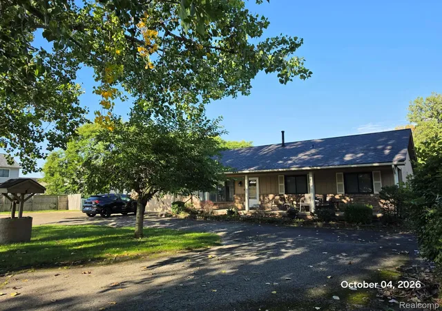 Photo 3 of Single family home for sale at 34781 Union Lake Rd, Clinton Charter Township Macomb, MI 48035 | MLS# 20261080061 | Listing updated on 2026-10-05