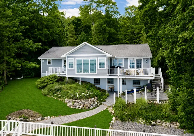 Photo 1 of Single family home for sale at 705 S Nanagosa Trl, Suttons Bay, MI 49682 | MLS# 78080074199 | Listing updated on 2026-10-17