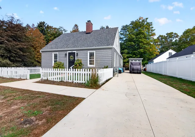 Single family home for sale at 158 Park St, Pentwater, MI 49449 | MLS# 67026052756