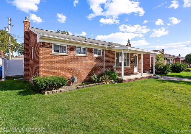 Photo 1 of Sale Pending at 5754 Amboy St, Dearborn Heights, MI 48127 | MLS# 20261080091 | Listing updated on 2026-10-13