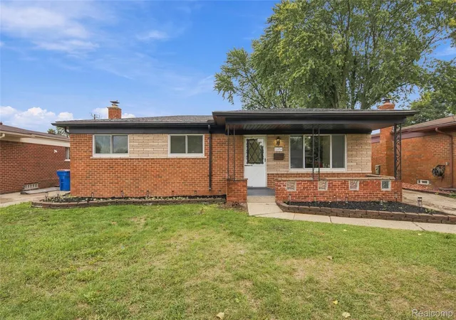 Photo 2 of Single family home for sale at 32654 Bunert Rd, Warren, MI 48088 | MLS# 20261080099 | Listing updated on 2026-10-12