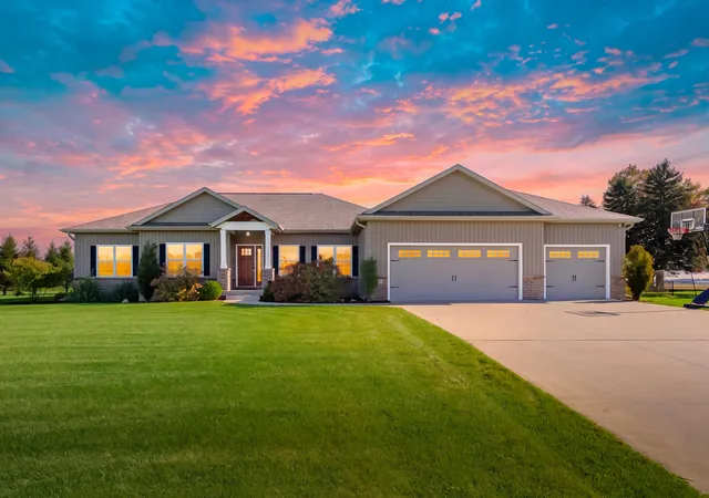 Photo 1 of Sale Pending at 15929 Angus Ave, Schoolcraft, MI 49087 | MLS# 66026052785 | Listing updated on 2026-10-13
