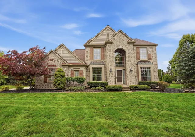 Photo 1 of Single family home for sale at 137 Queen Anne Dr, Canton, MI 48187 | MLS# 81026052786 | Listing updated on 2026-10-07
